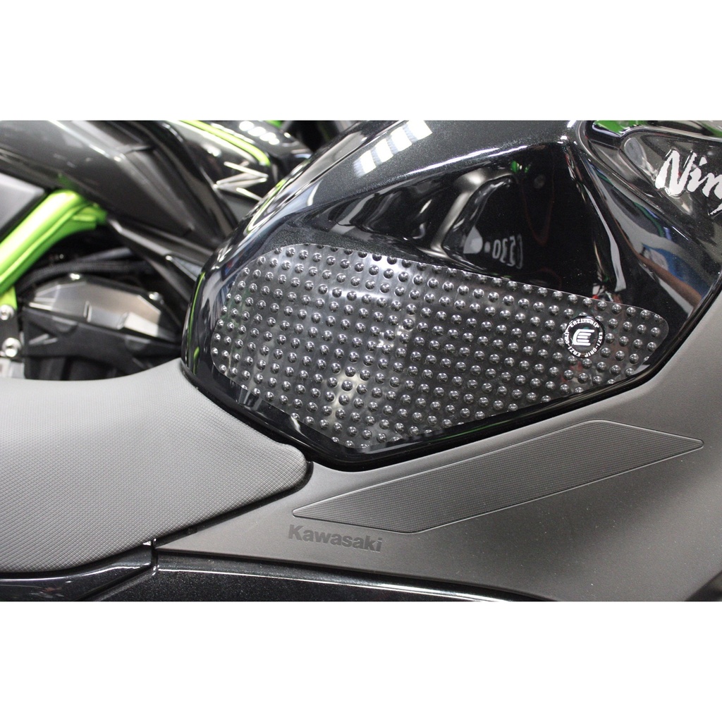 [SIL432BL] Eazi-Grip Silicone Tank Grips for Kawasaki Ninja 400 - image 2