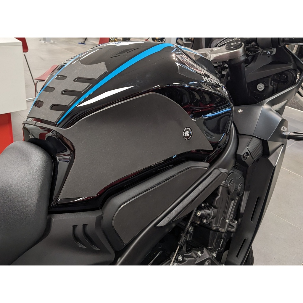 [WRAPHON007-002] Eazi-Grip Silicone Wrap-Around Tank Grip for Honda CBR650R - image 1