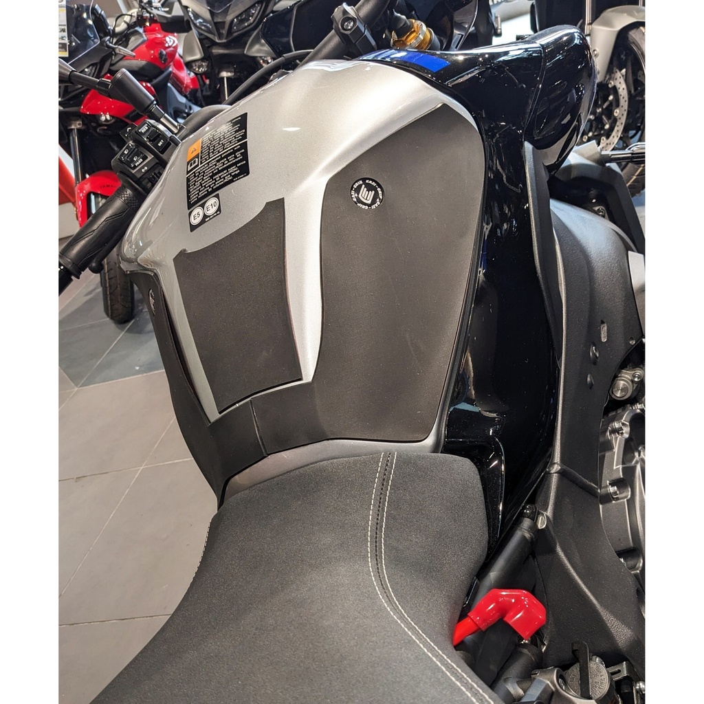 [WRAPYAM004] Eazi-Grip Silicone Wrap-Around Tank Grip for Yamaha MT-10 - image 1