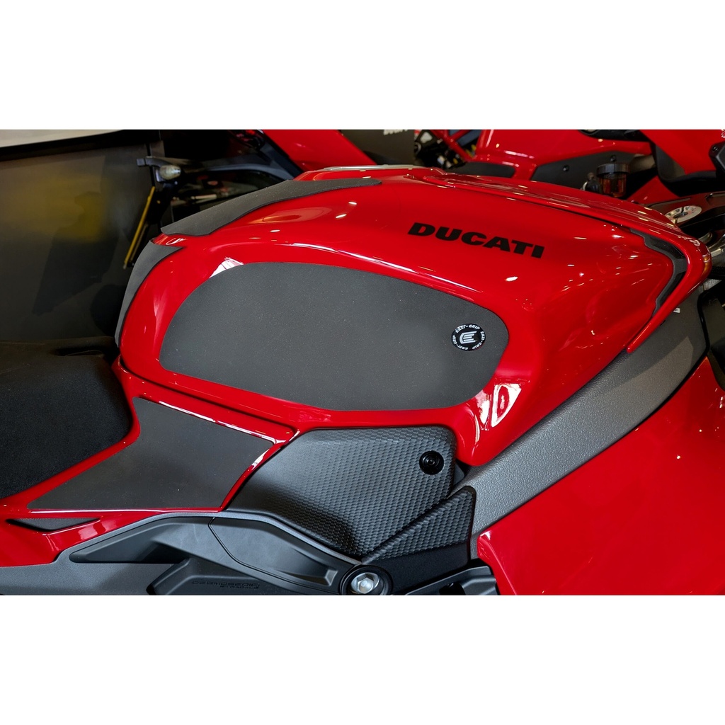 [WRAPDUC004-002] Eazi-Grip Silicone Wrap-Around Tank Grip for Ducati Streetfighter V4 - image 2