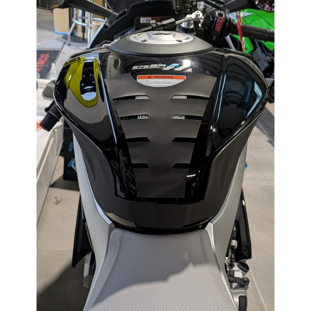 [WRAPCF001-002] Eazi-Grip Silicone Wrap-Around Tank Grip CFMOTO 675NK - image 2