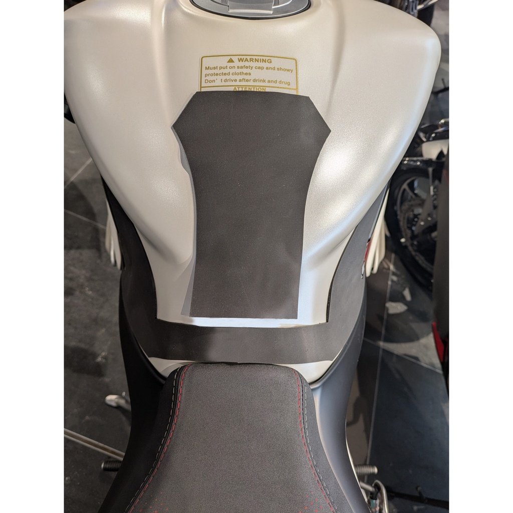 [WRAPQJM002] Eazi-Grip Silicone Wrap-Around Tank Grip for QJMOTOR SRK 921 RR - image 2