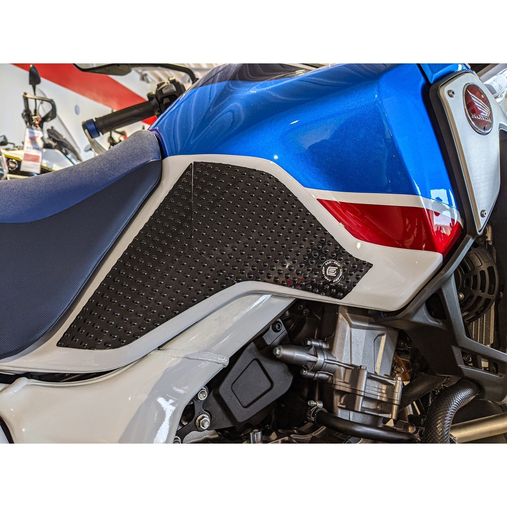 [EVO332BL] Eazi-Grip EVO Tank Grips for Honda Africa Twin Adventure Sports 2018 – 2019, clear or black (Black) - image 1