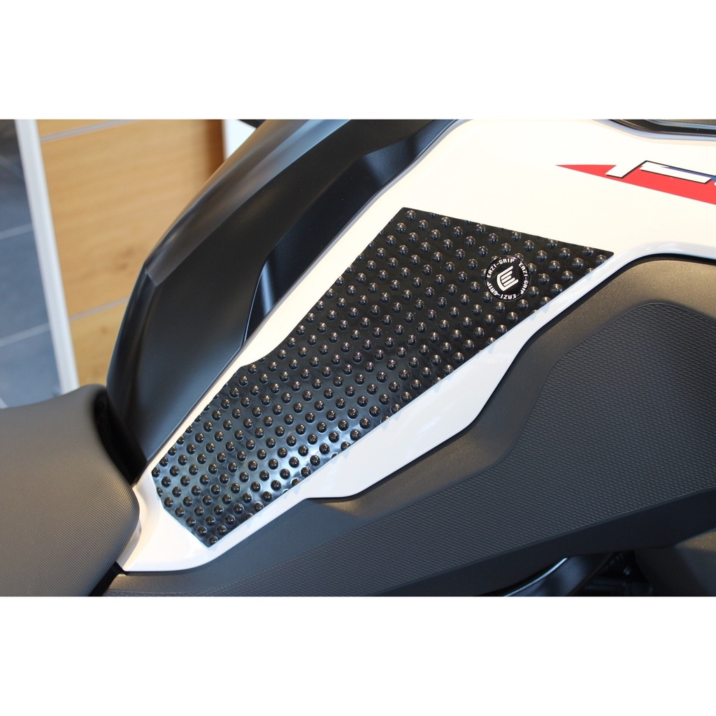 [PRO121BL] Eazi-Grip PRO Tank Grips for BMW F750GS F800GS F850GS, clear or black (Black) - image 2