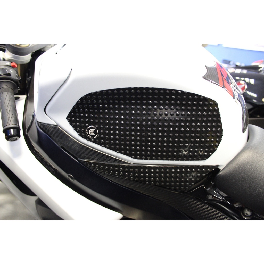 [SCTP704] Eazi-Grip PPF Tank Grips for Suzuki GSX-R600 / 750 2008 - 2010 - image 2