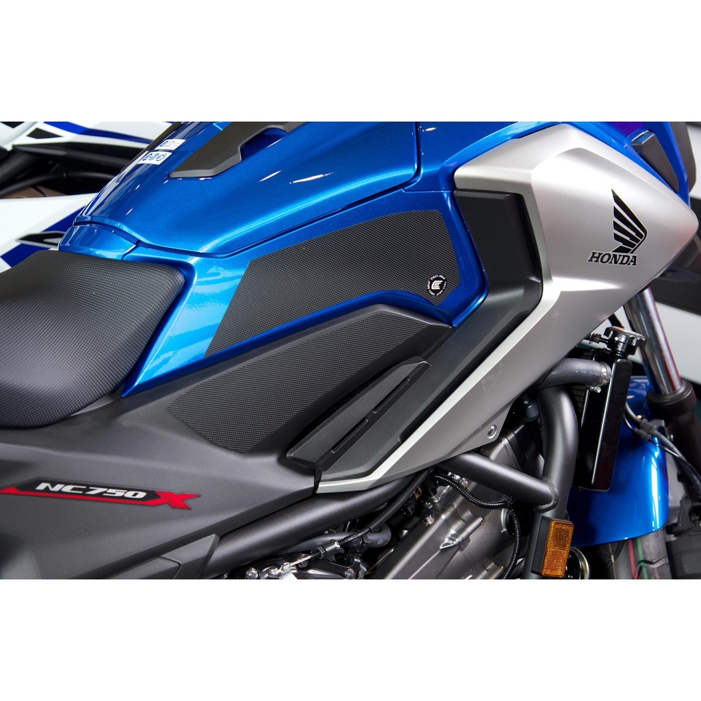 [SCTP327] Eazi-Grip PPF Tank Grips for Honda NC750X - image 1