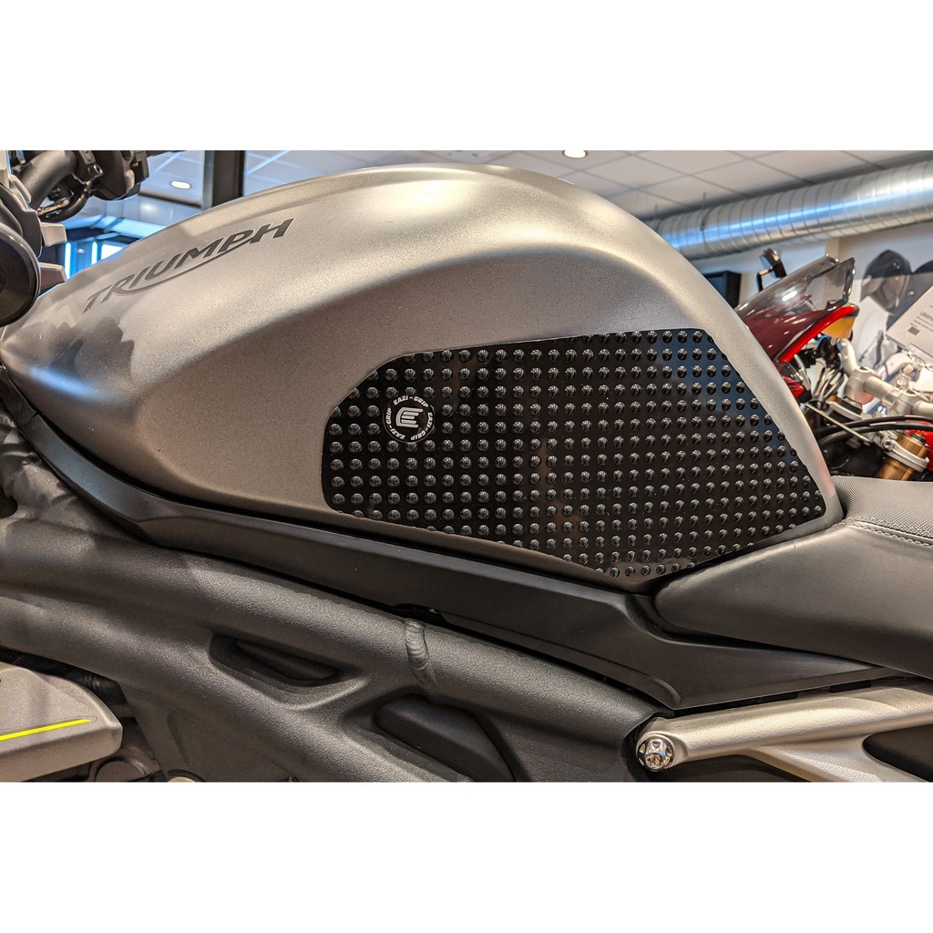 [PRO818BL] Eazi-Grip PRO Tank Grips for Triumph Speed Triple 1200 RR RS, clear or black (Black) - image 1