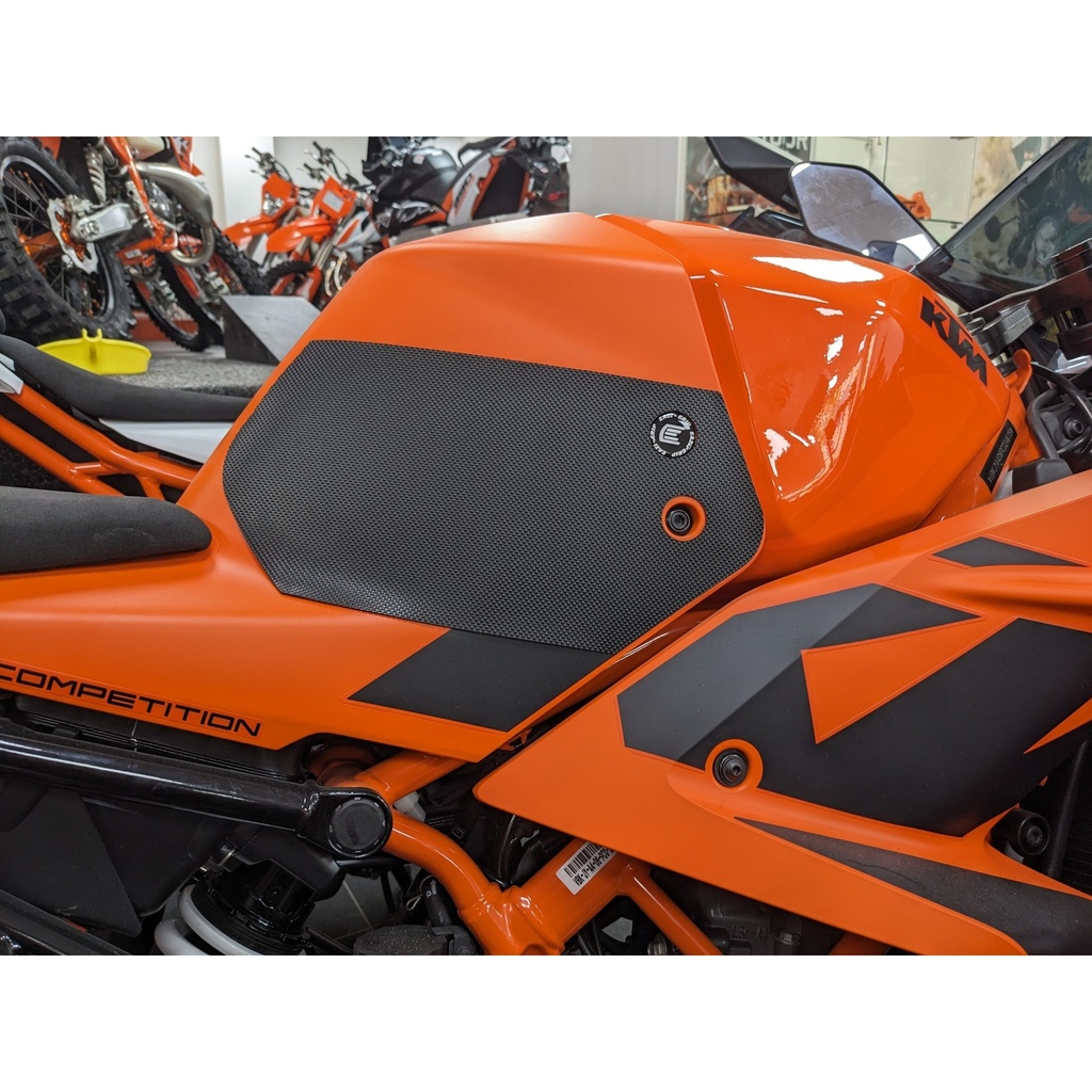 [EVO524BL] Eazi-Grip EVO Tank Grips for KTM RC390 2022, clear or black (Black) - image 1