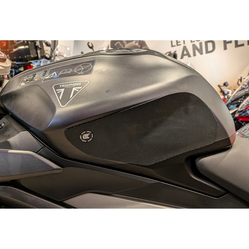 [EVO828BL] Eazi-Grip EVO Tank Grips for Triumph Daytona 660, clear or black (Black) - image 1