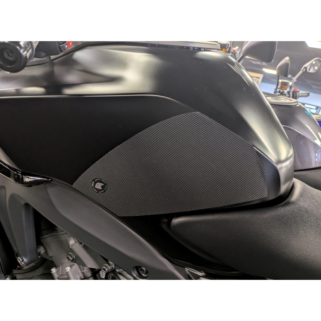 [SIL954BL] Eazi-Grip Silicone Tank Grips for Yamaha MT-09 - image 1