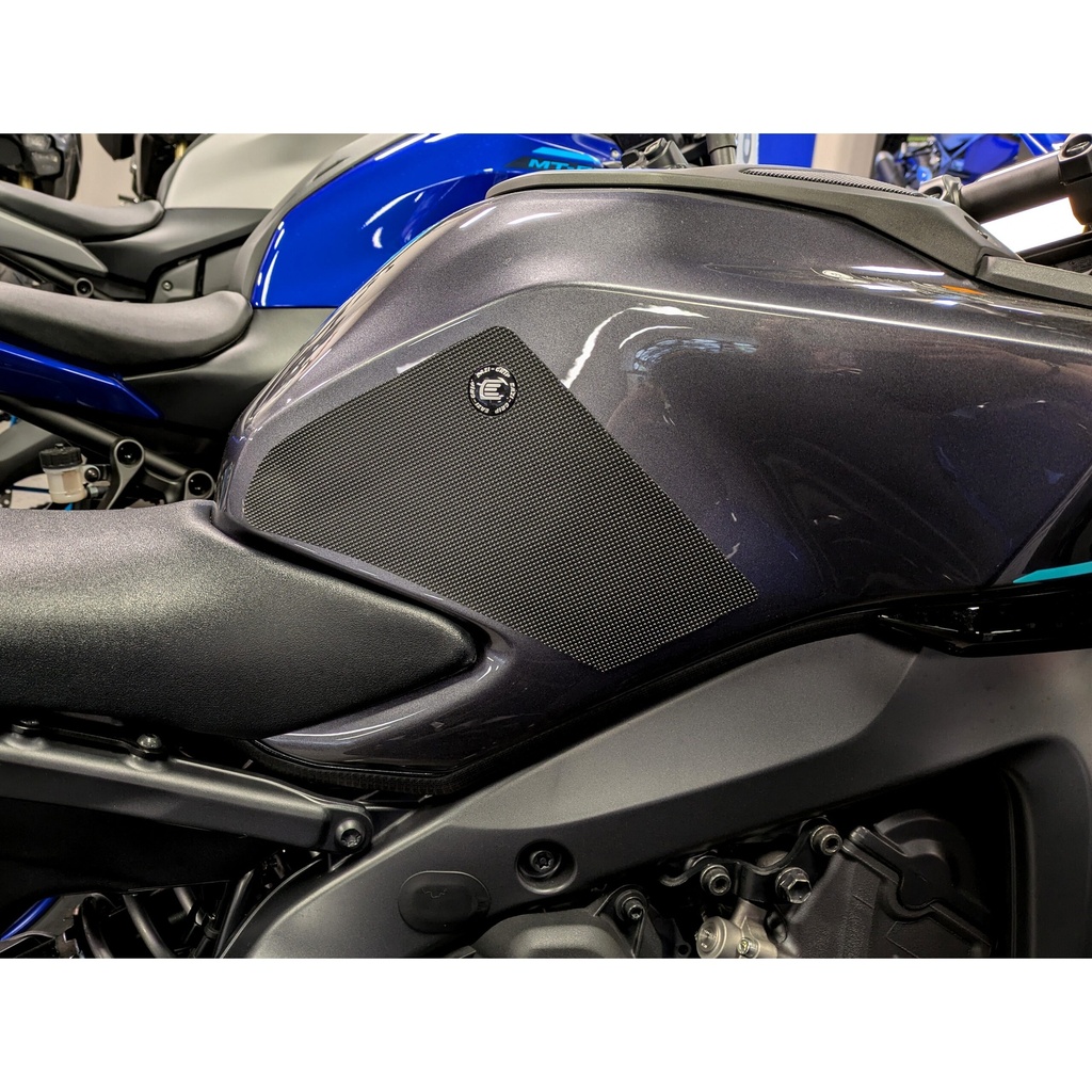 [SCTP955] Eazi-Grip PPF Tank Grips for Yamaha MT-09 SP - image 1