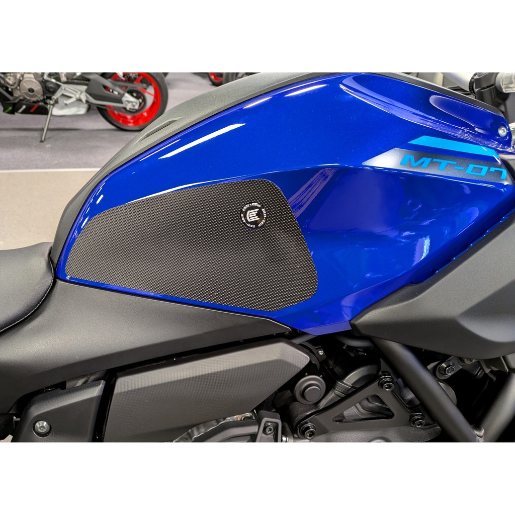[SIL957BL] Eazi-Grip Silicone Tank Grips for Yamaha MT-07 - image 1