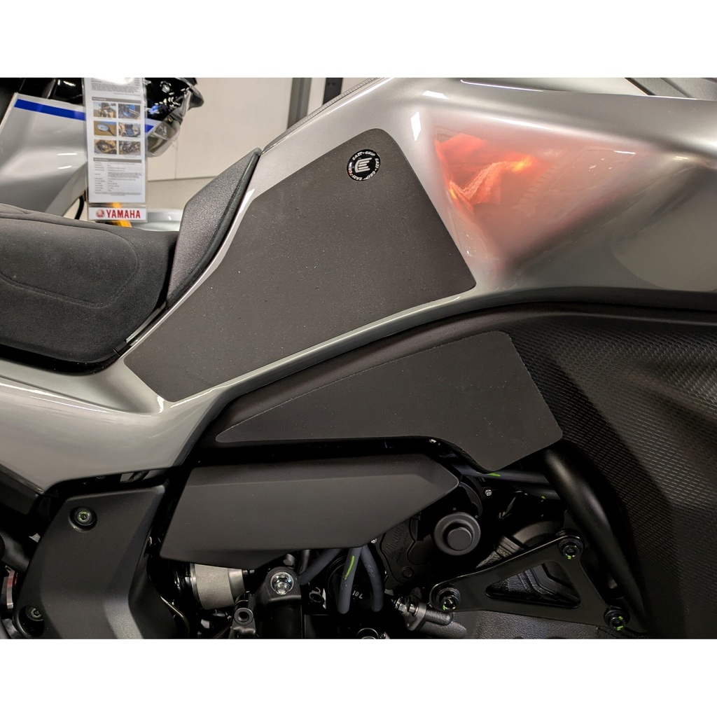 [SIL960BL] Eazi-Grip Silicone Tank Grips for Yamaha Tracer 7 - image 1